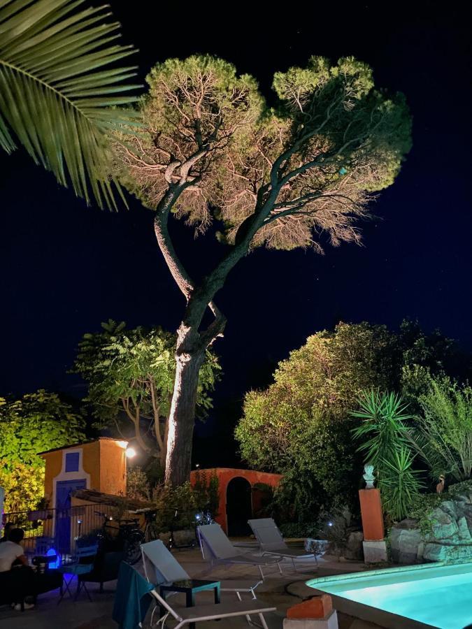 Le Clos De L'Isle อาร์ลส์ ภายนอก รูปภาพ