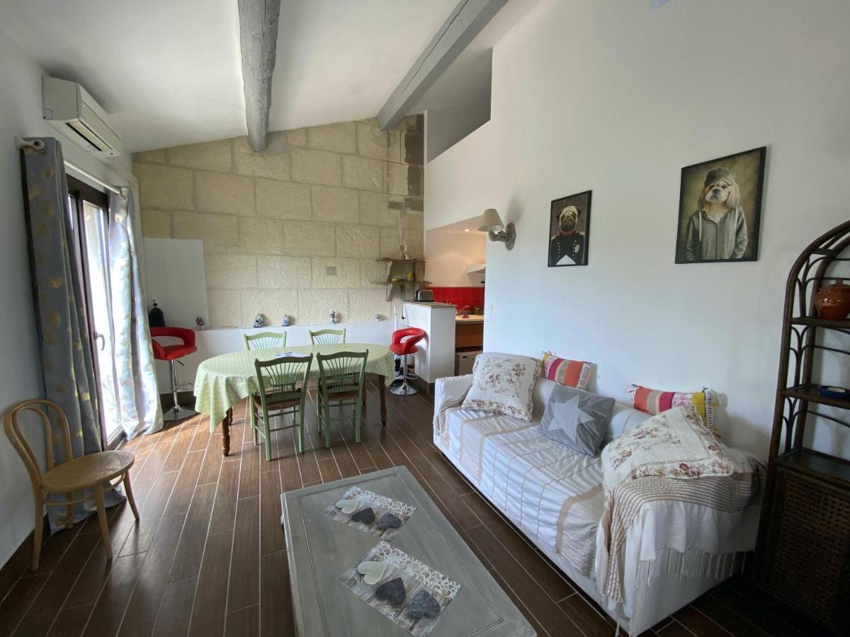 Le Clos De L'Isle อาร์ลส์ ภายนอก รูปภาพ